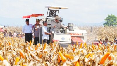 Kapolri Komitmen, 18 Gudang Jagung Gagalkan Krisis Pangan Indonesia!
