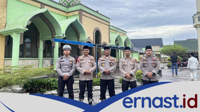 Polisi Bersiaga di Masjid, Amankan Perayaan Idul Adha di Kepulauan Meranti