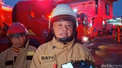 Damkar Ungkap Kendala Padamkan Kebakaran di Kapuk Muara Jakut: Krisis Sarana atau Posisi?